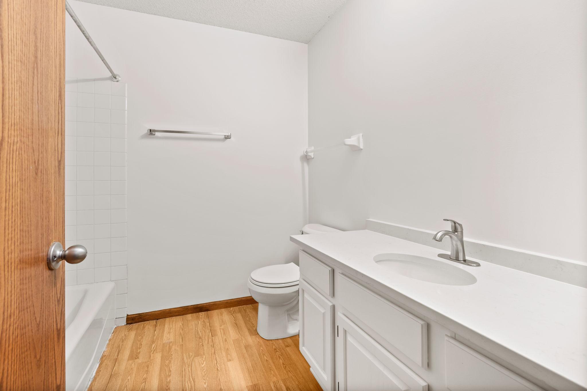 14030 Dartmouth Path