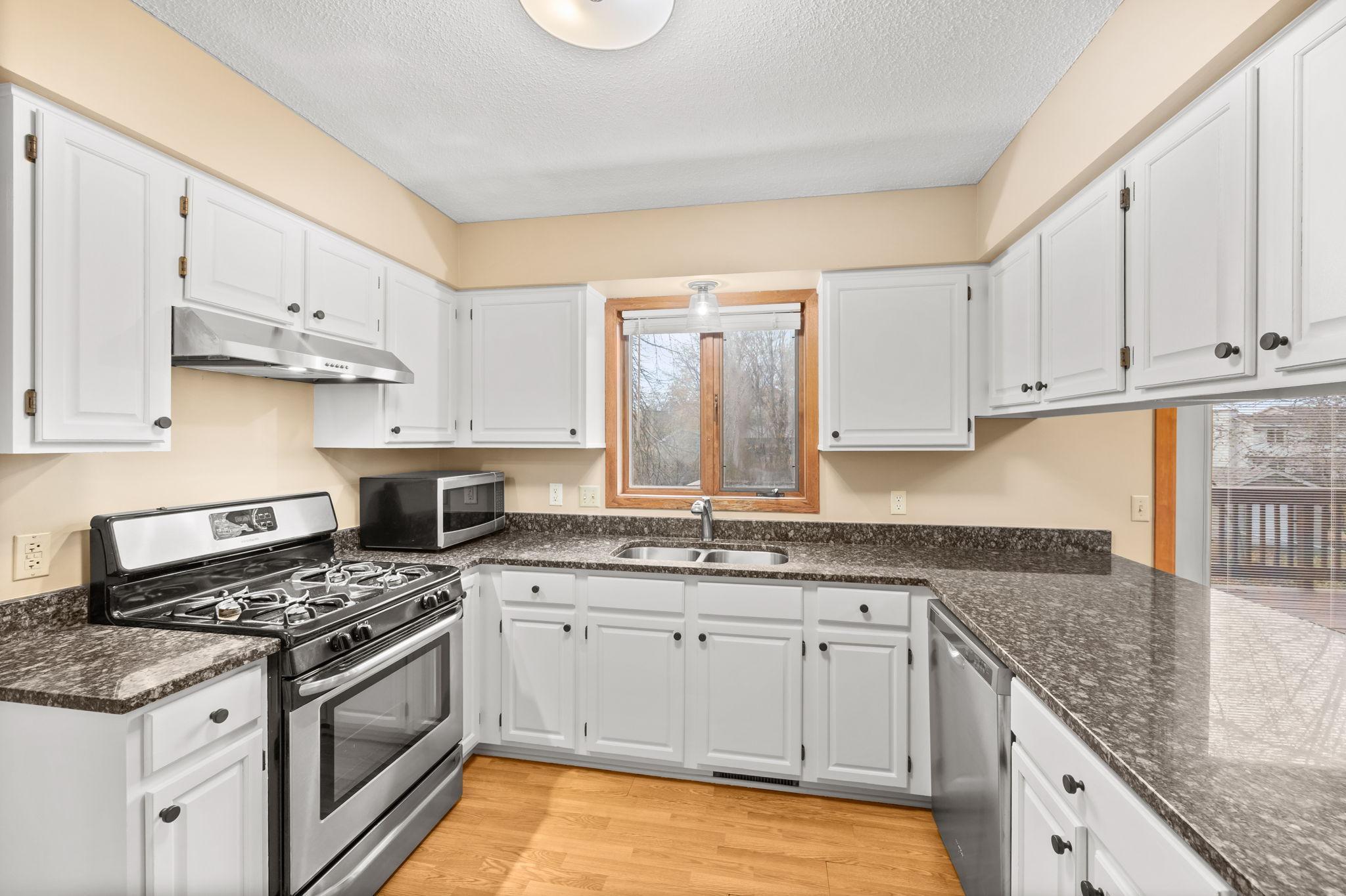 14030 Dartmouth Path