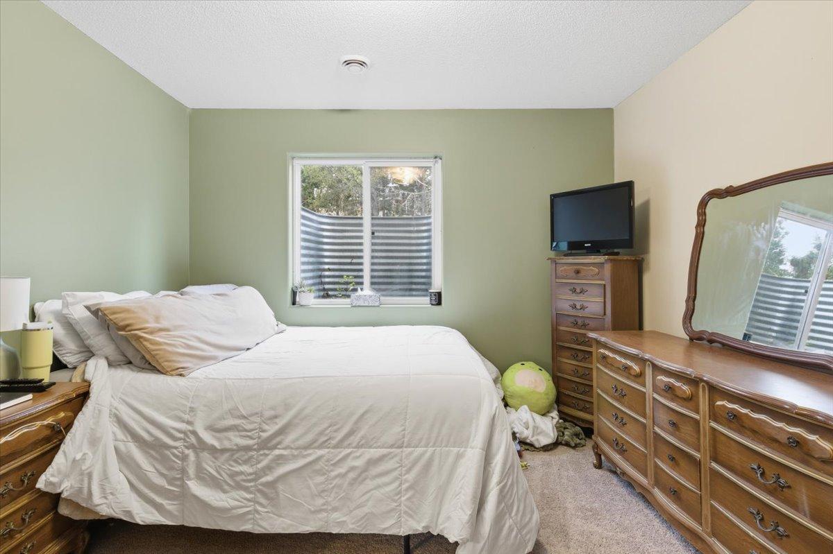 2157 Oak Ridge Road SW