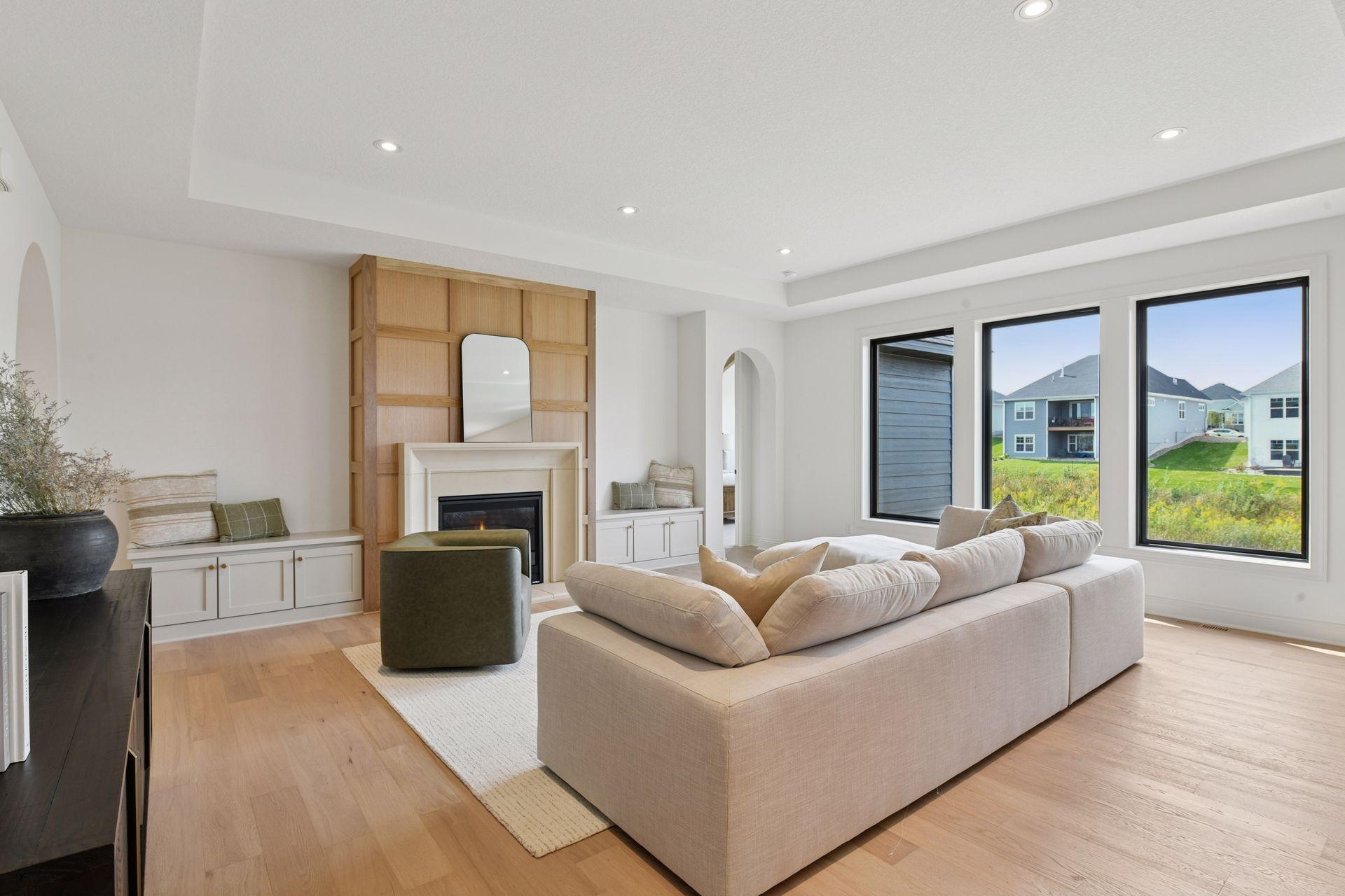 4564 Meadowview Lane