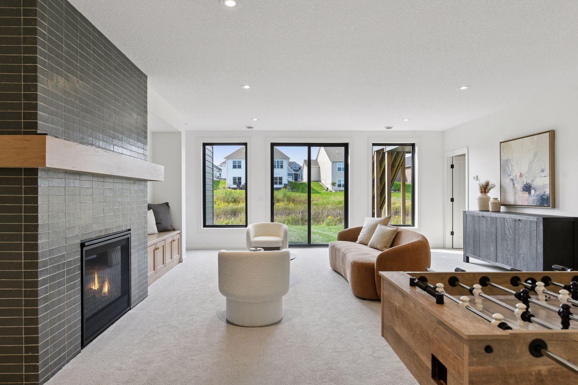 4564 Meadowview Lane