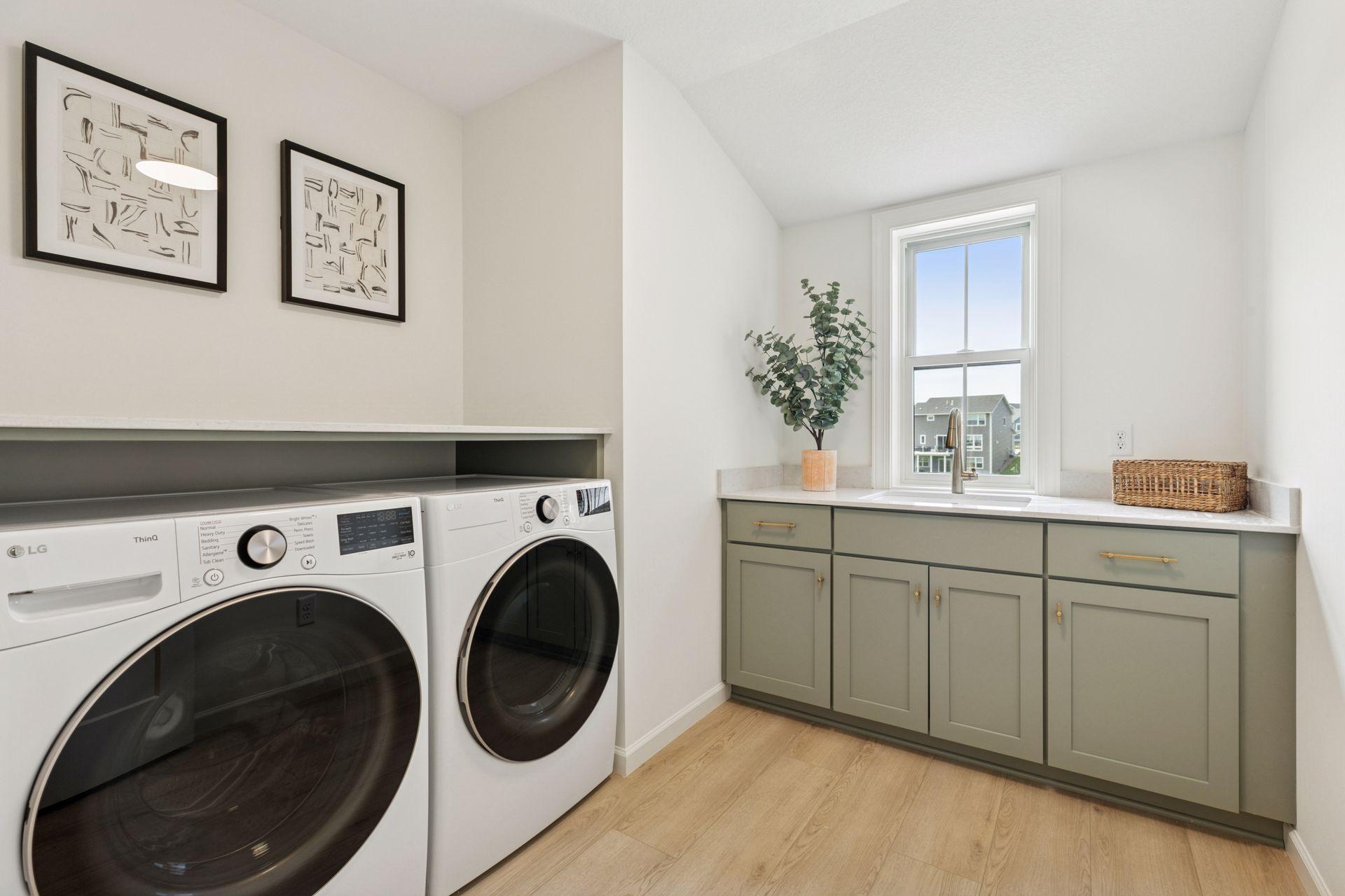 4633 Wolfberry Curve