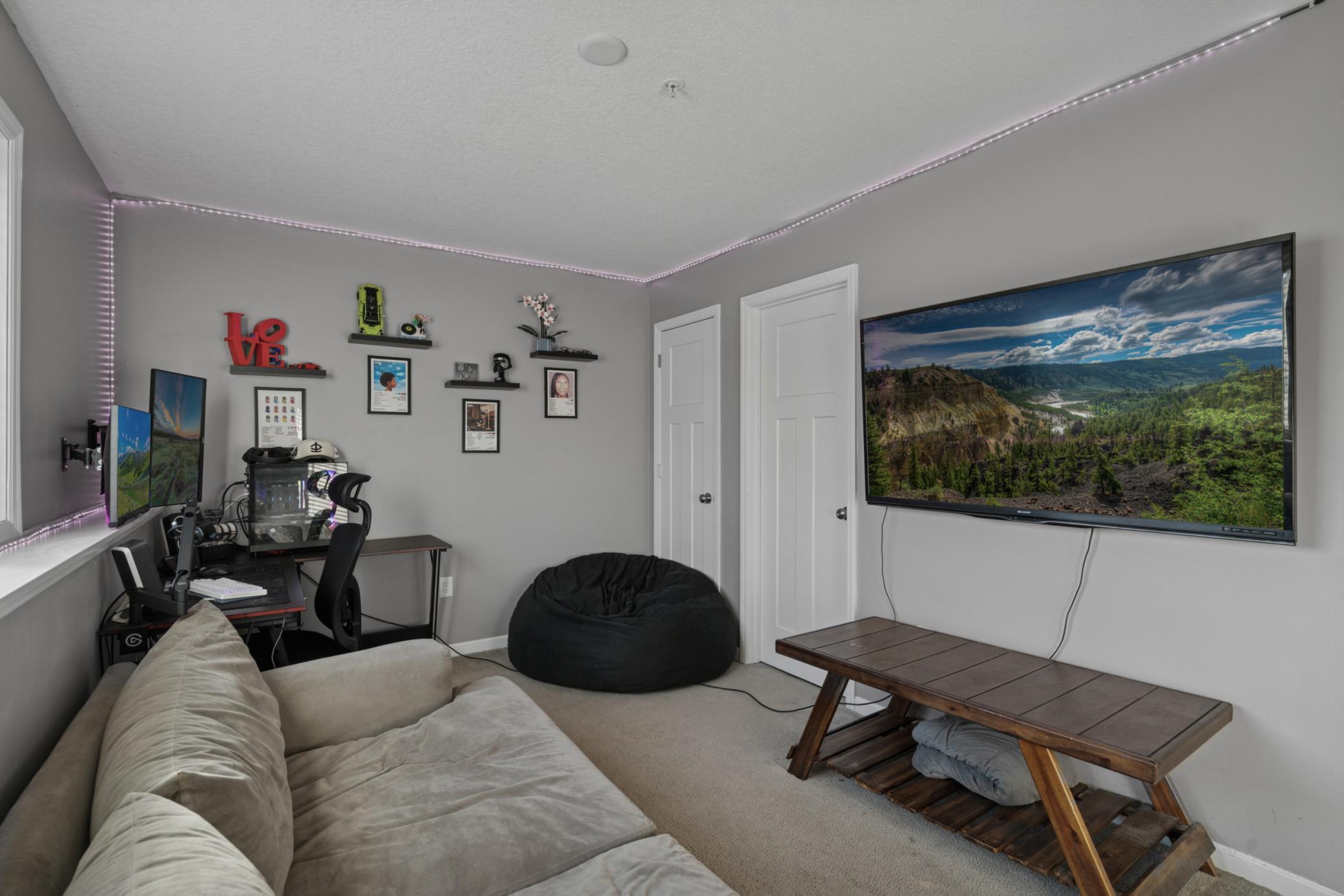 8961 SW Village Loop