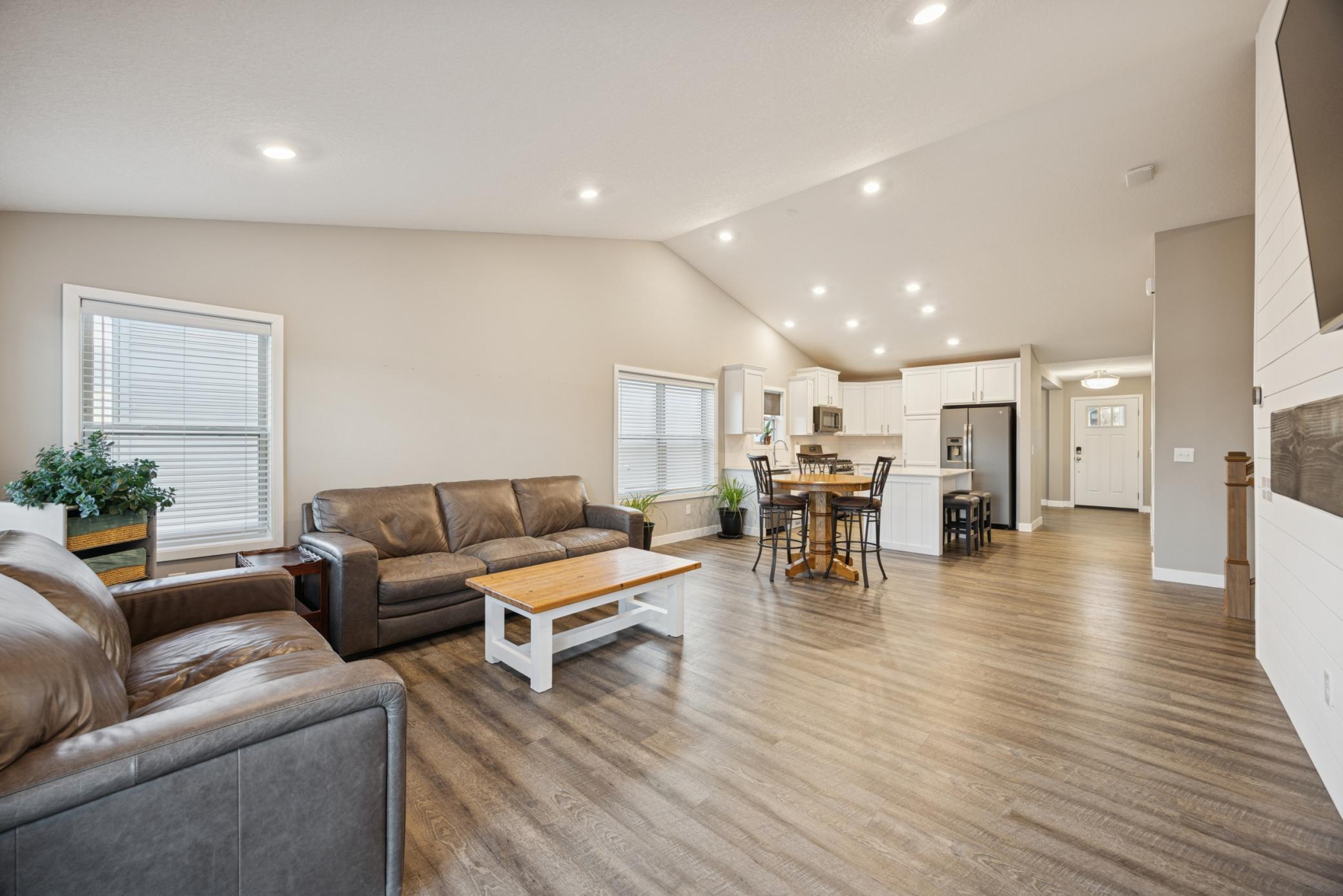 1336 Chestnut Circle