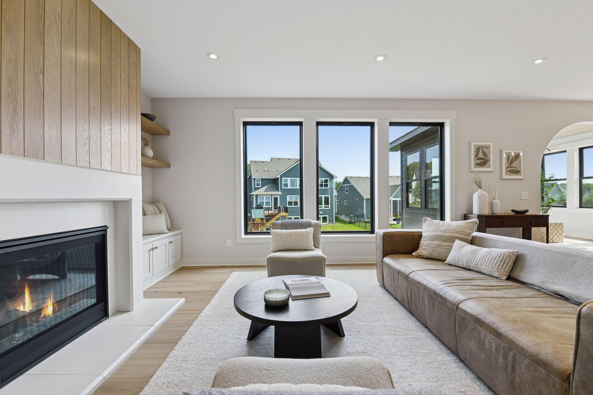 4672 Meadowview Lane