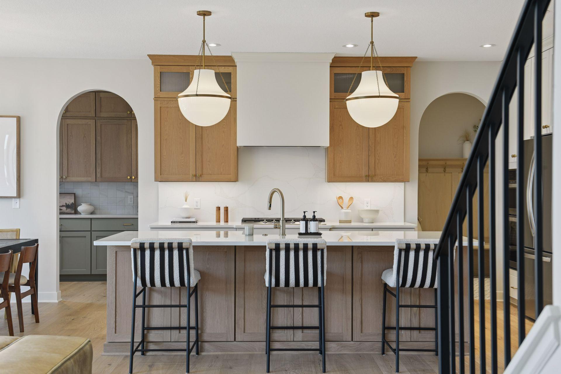 4672 Meadowview Lane