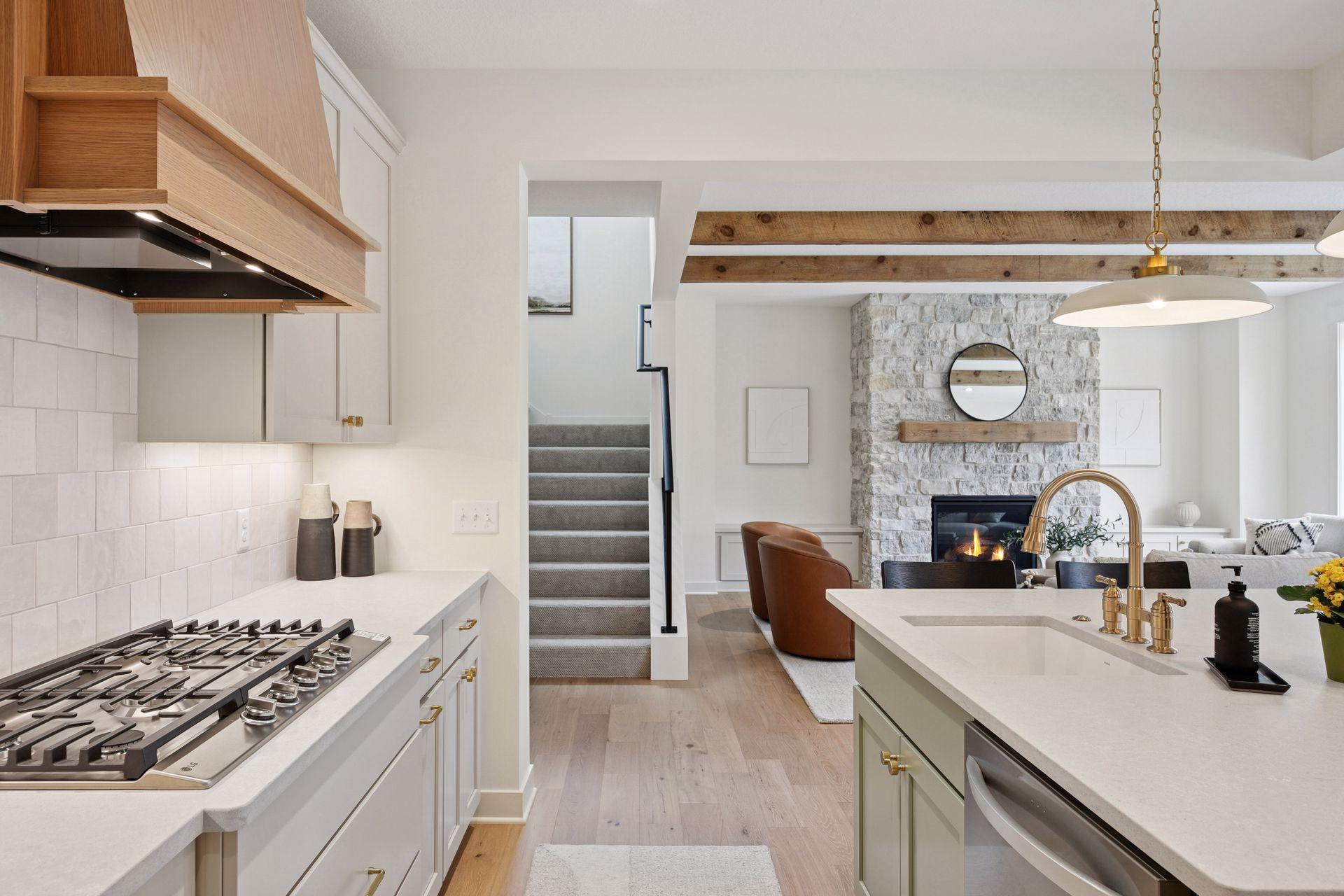 4649 Wolfberry Curve