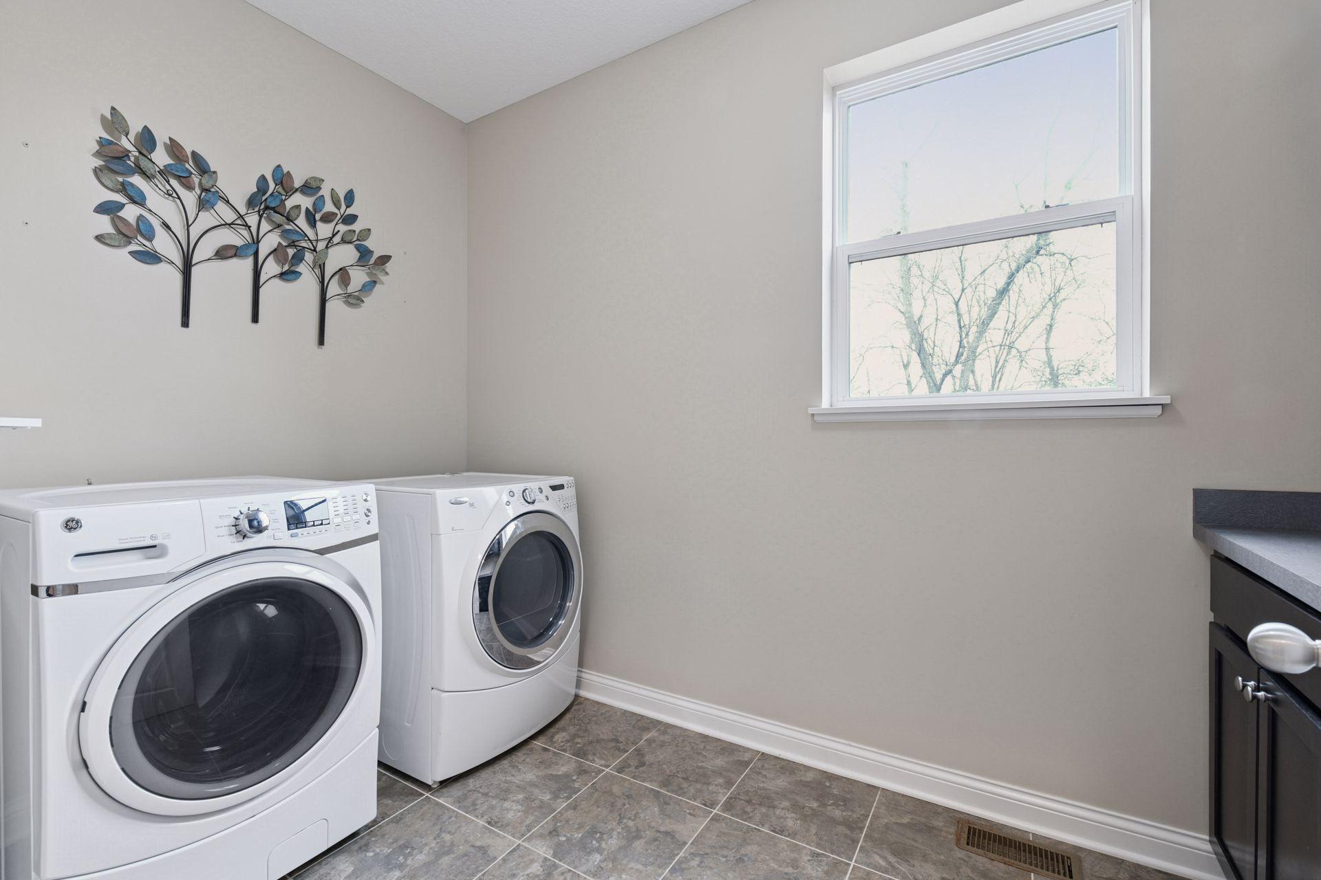 1056 Rosemary Circle