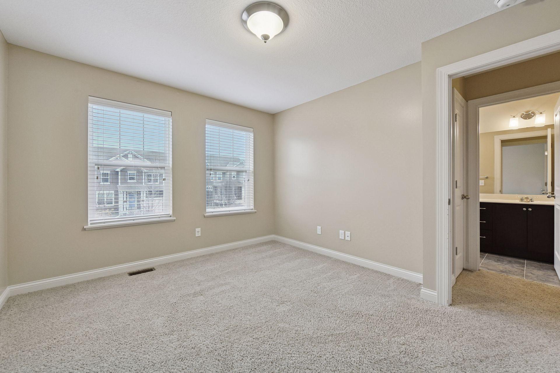 1056 Rosemary Circle