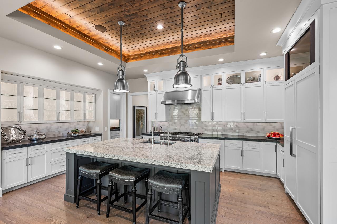 1595 Locust Hills Circle