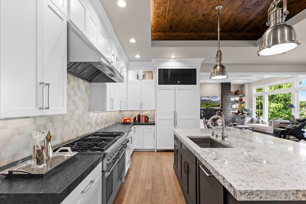 1595 Locust Hills Circle