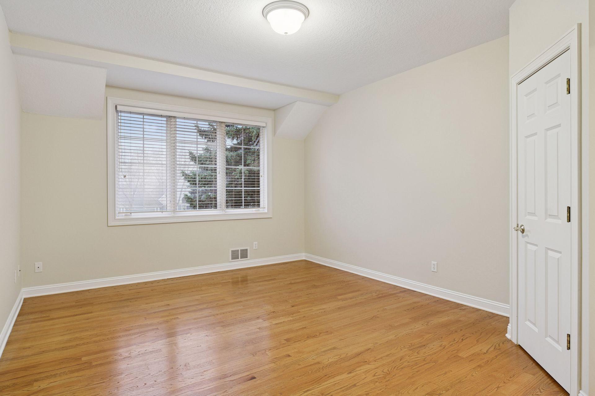 27740 Brynmawr Place