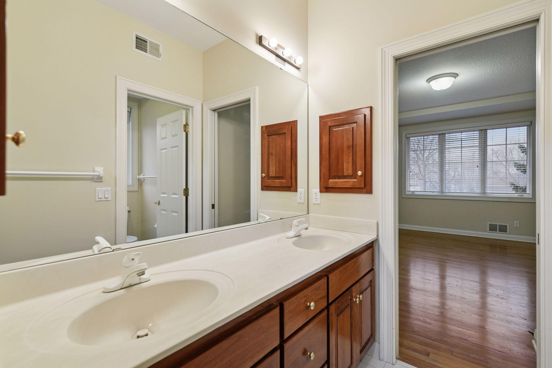 27740 Brynmawr Place