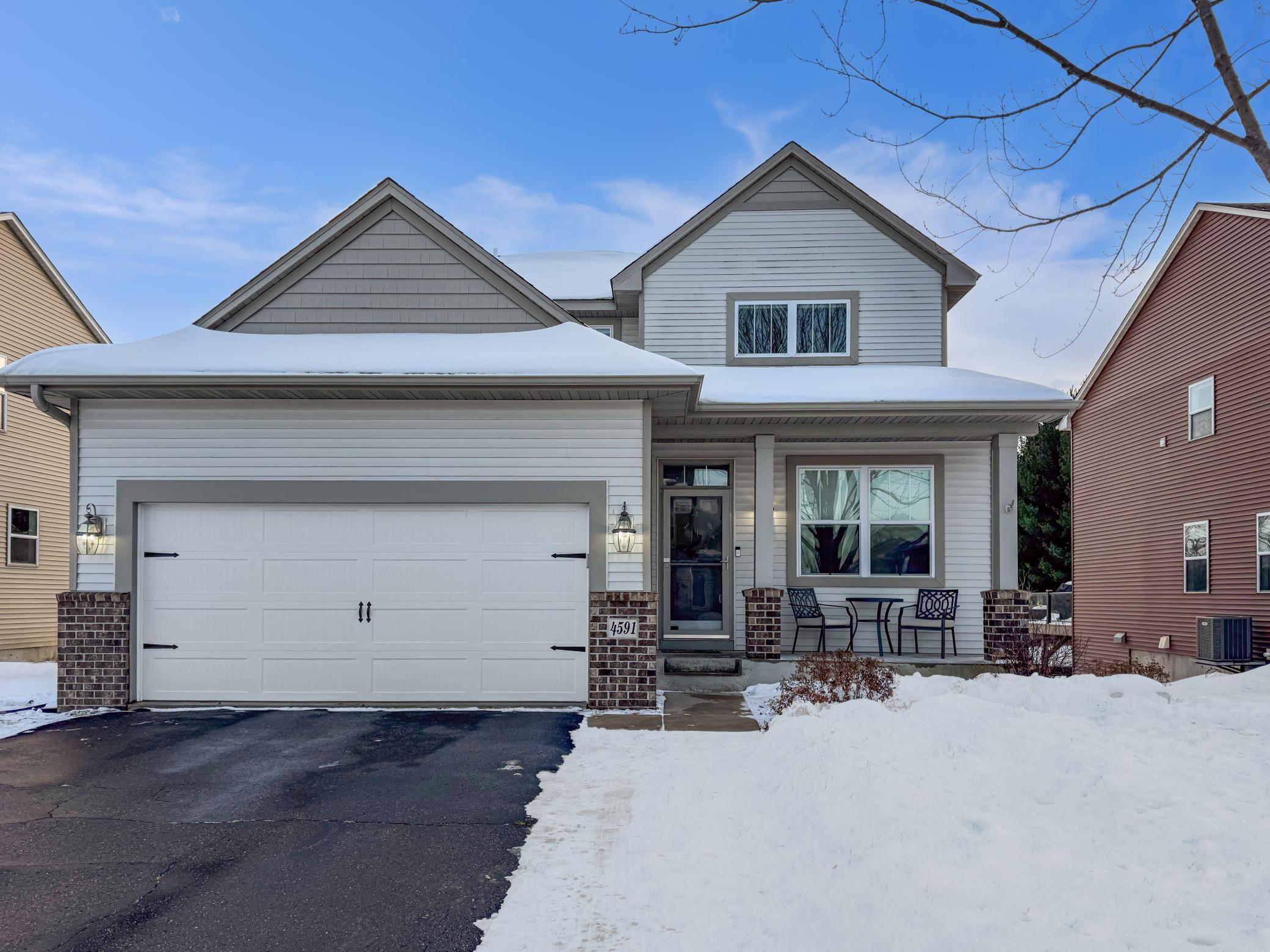 4591 Empress Way N