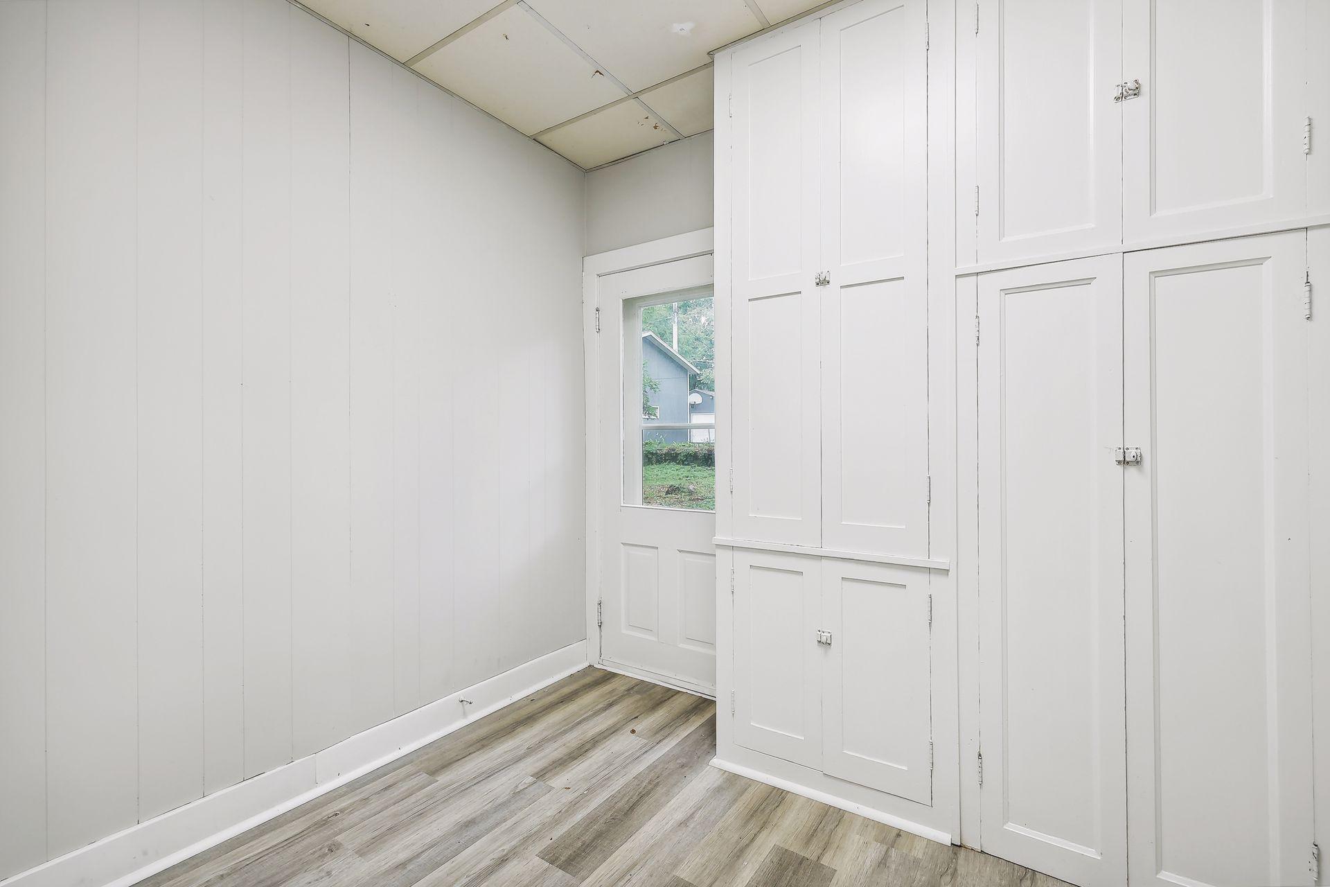 117 E Pleasant Street