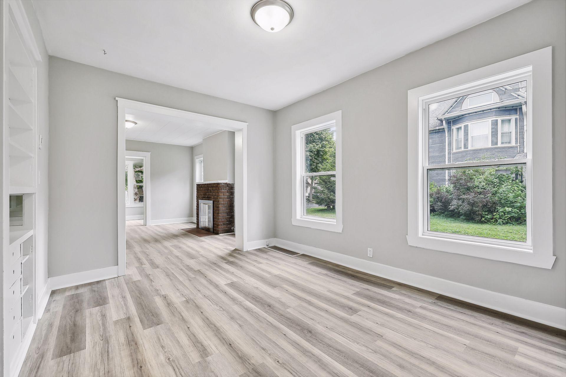 117 E Pleasant Street