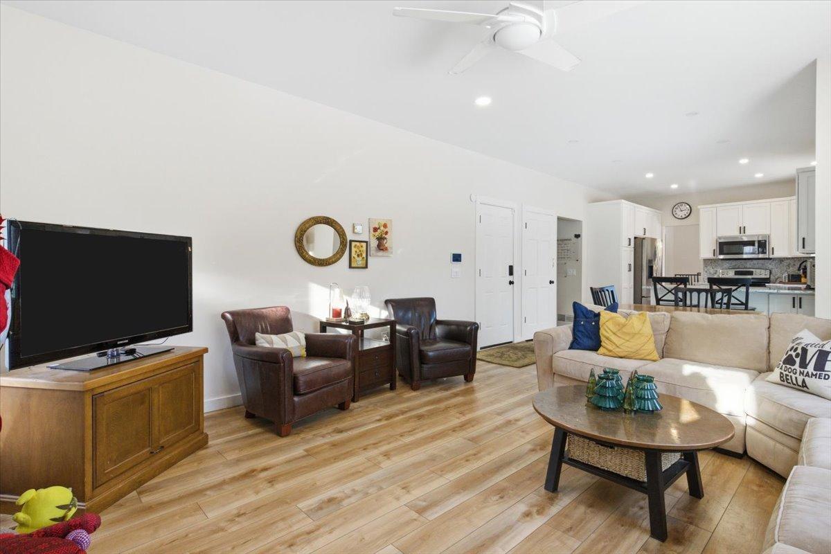 8925 Belvedere Drive