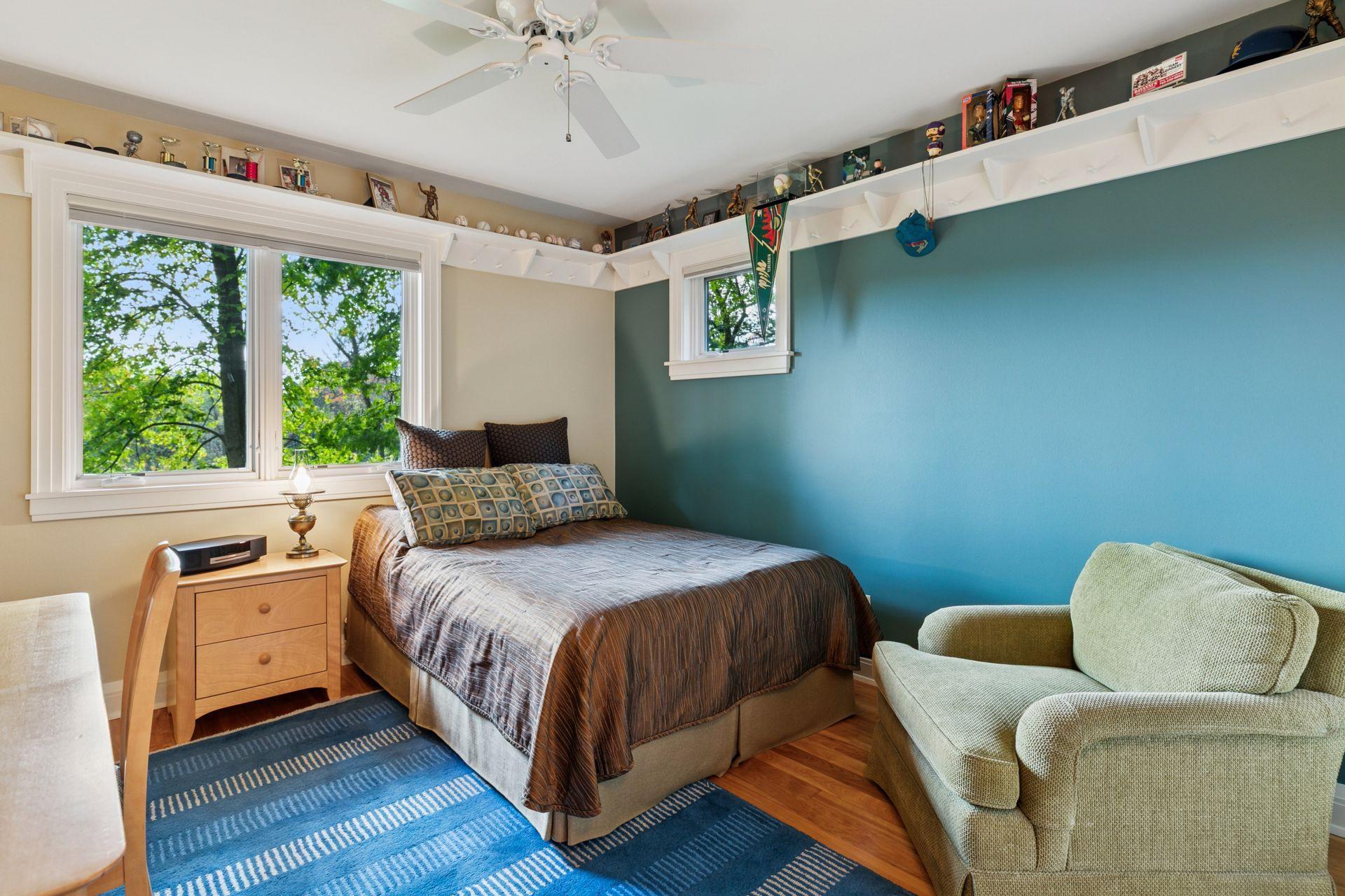 100 Black Oaks Lane N