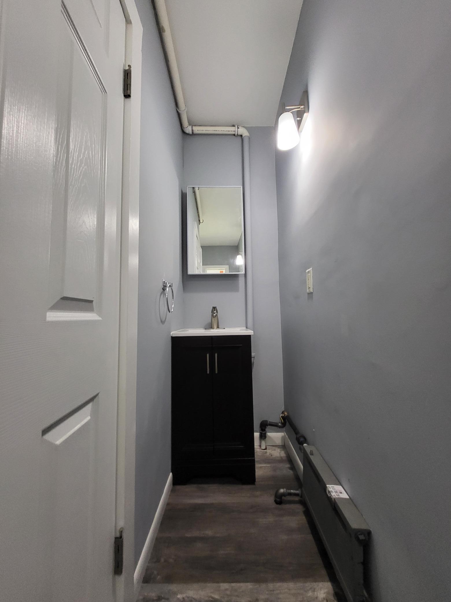 3014 Russell Avenue N