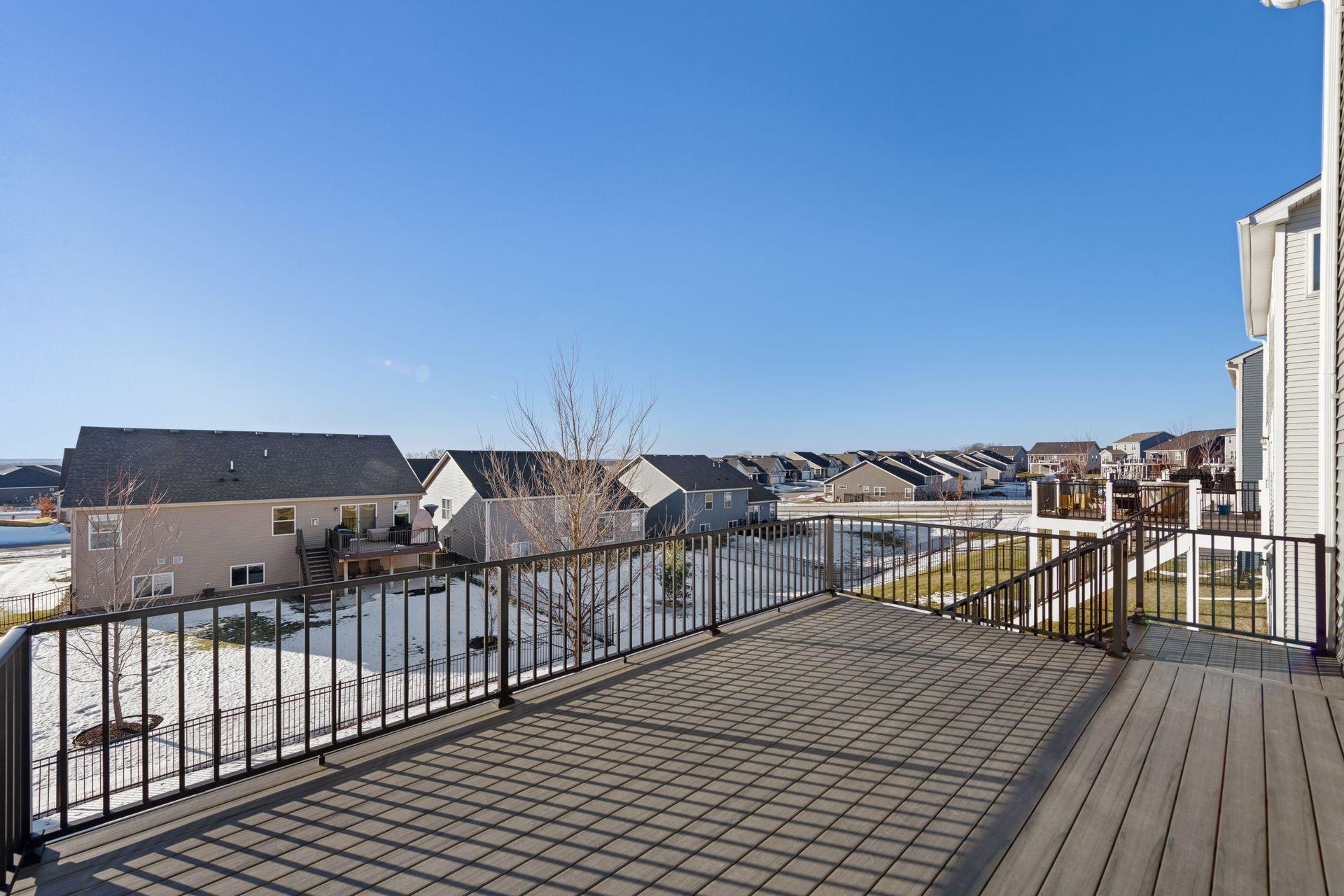 1353 Chestnut Circle