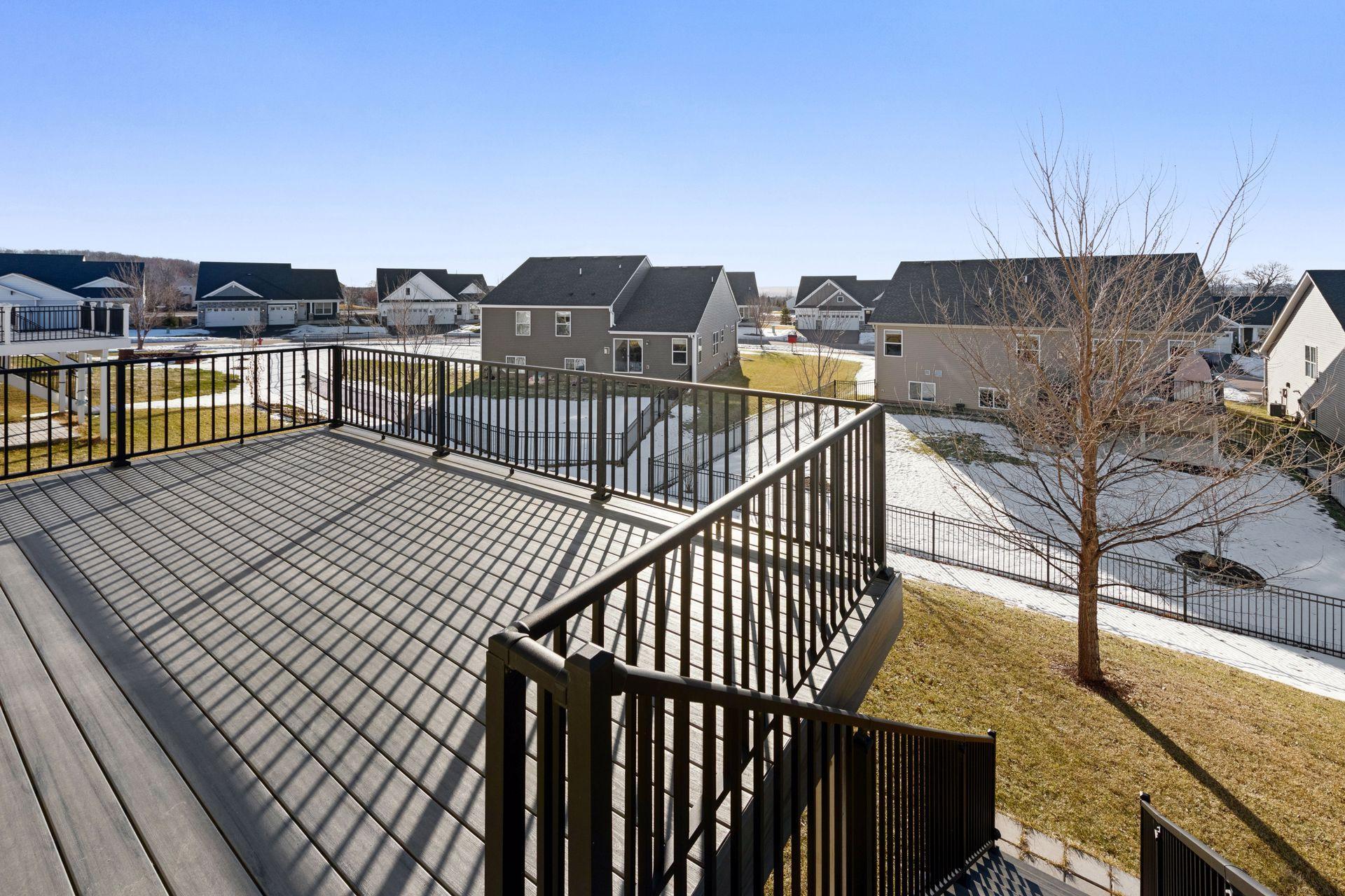 1353 Chestnut Circle