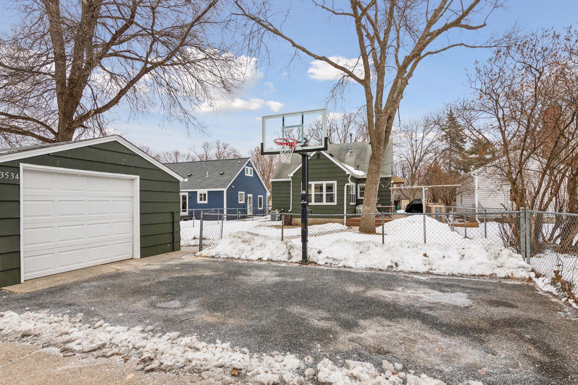 3534 Rhode Island Avenue S