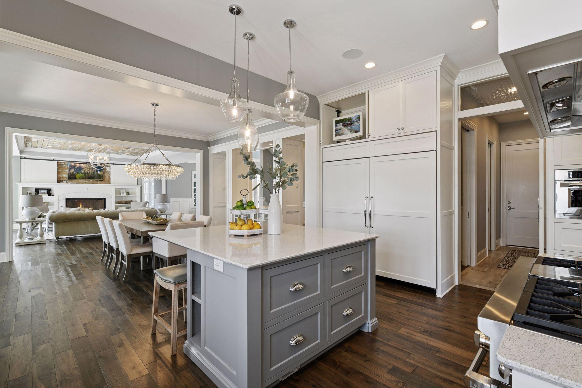 3758 Woodland Cove Parkway