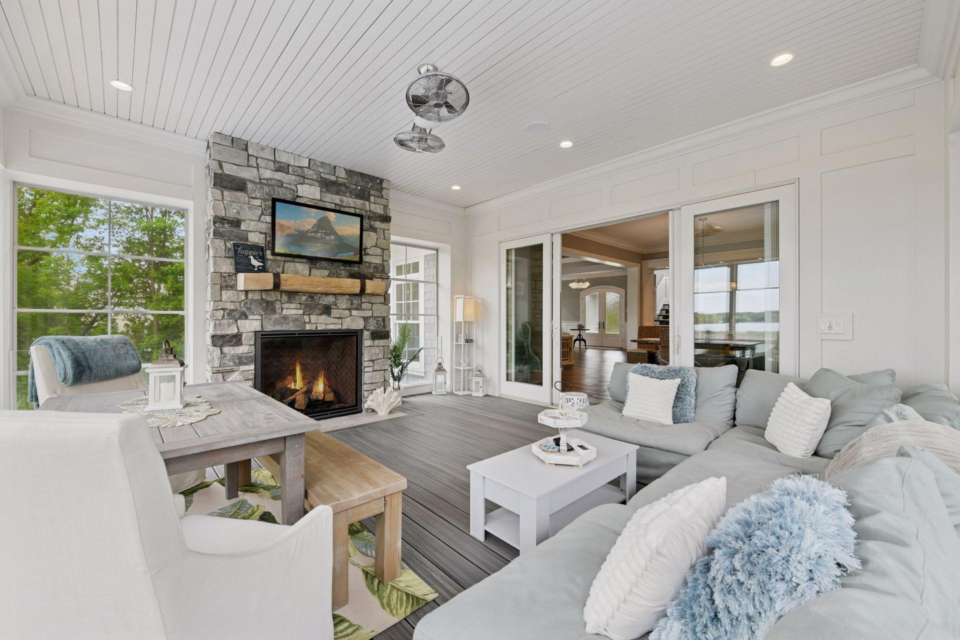 3758 Woodland Cove Parkway