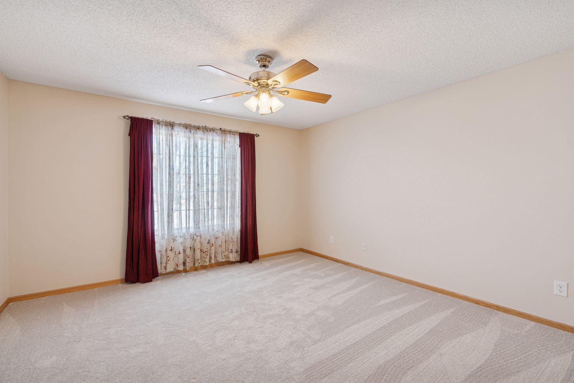 18051 69th Place N Unit: 2006