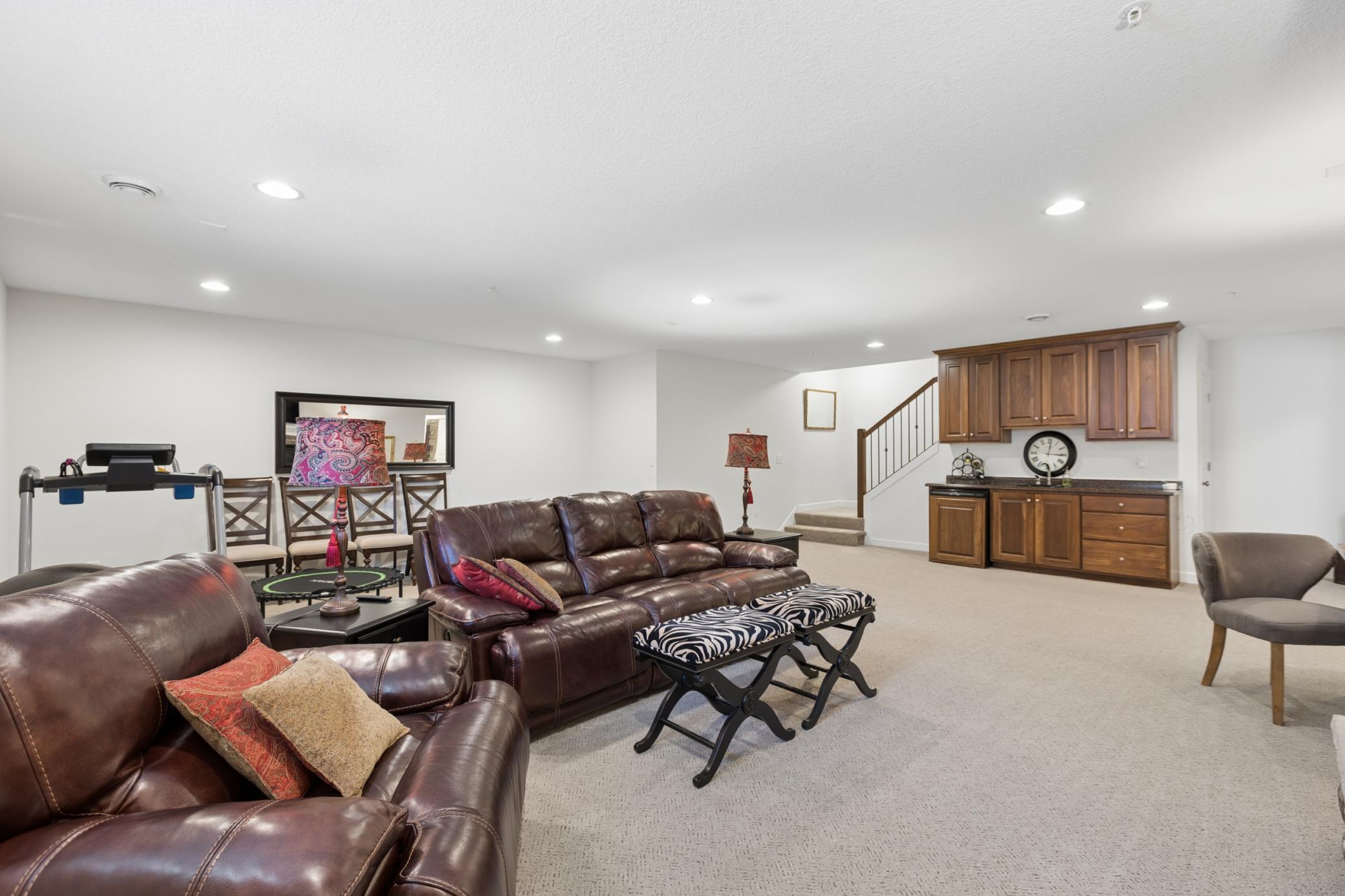 1051 Anthony Way