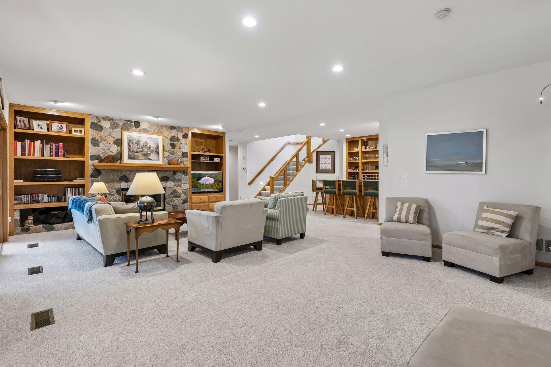 6954 Kenmare Drive
