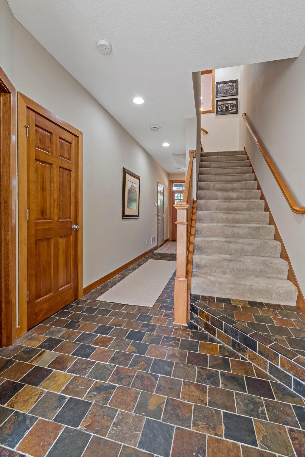5492 Lost Lake Lane