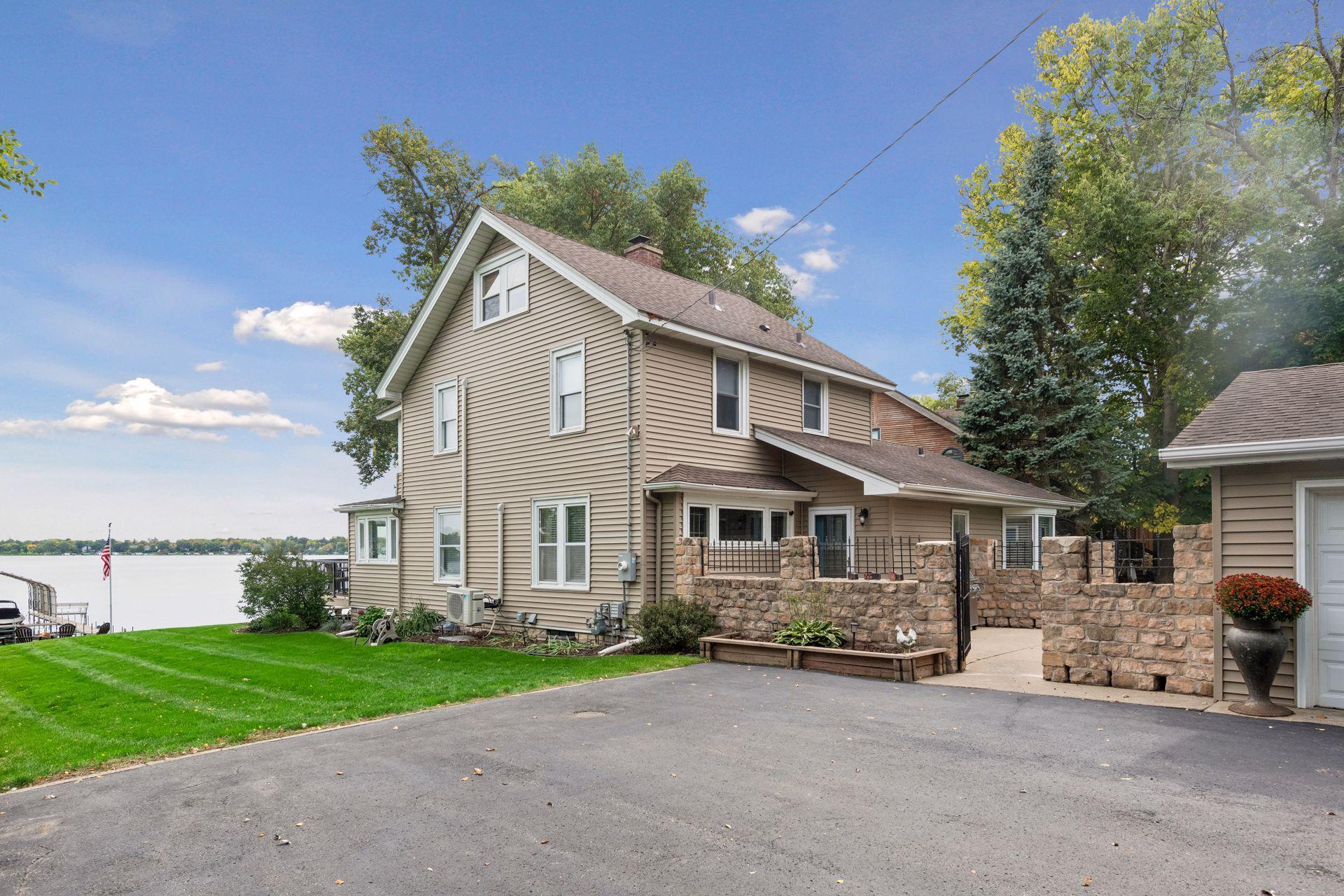 1620 Shadywood Road
