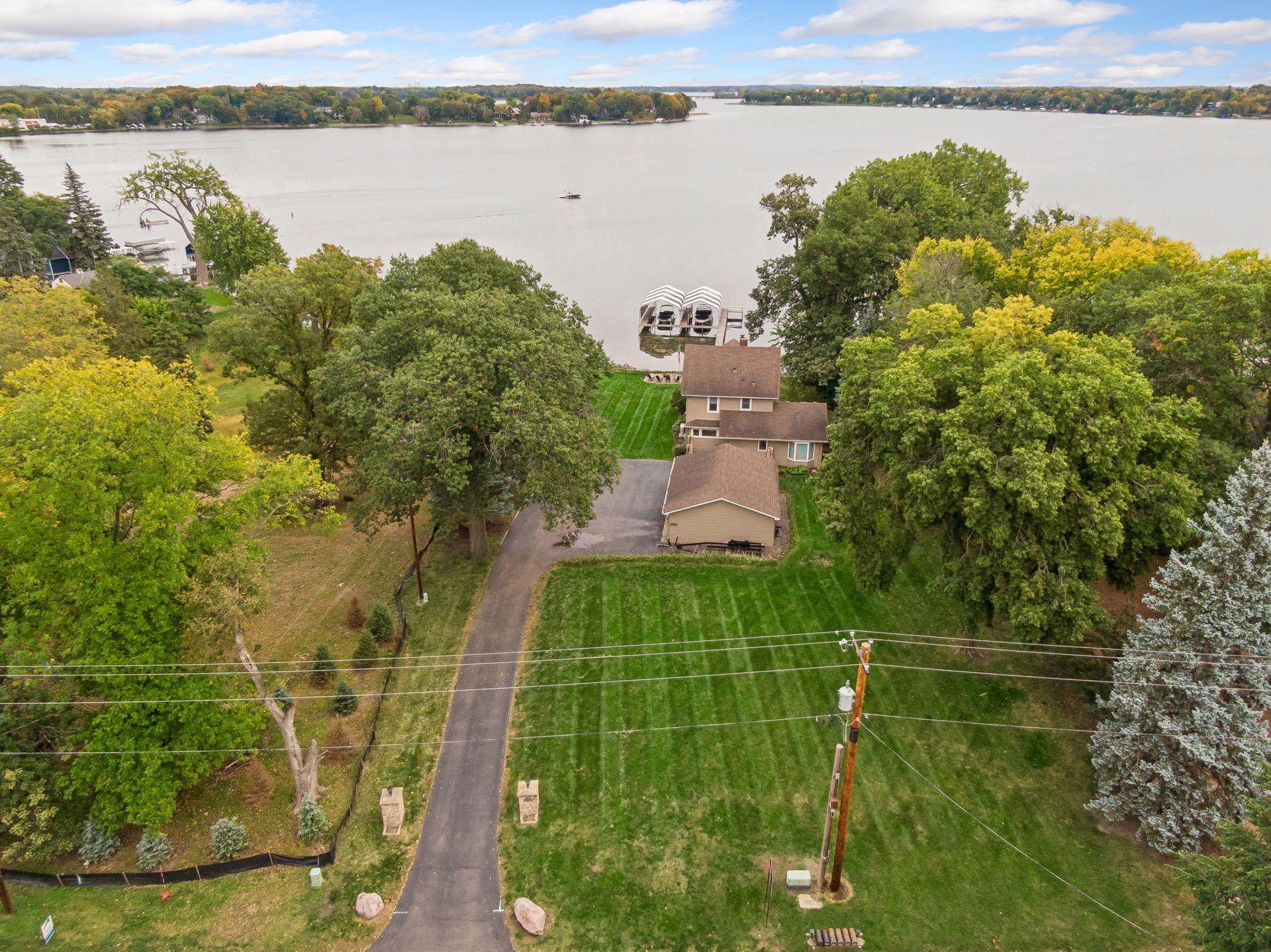 1620 Shadywood Road