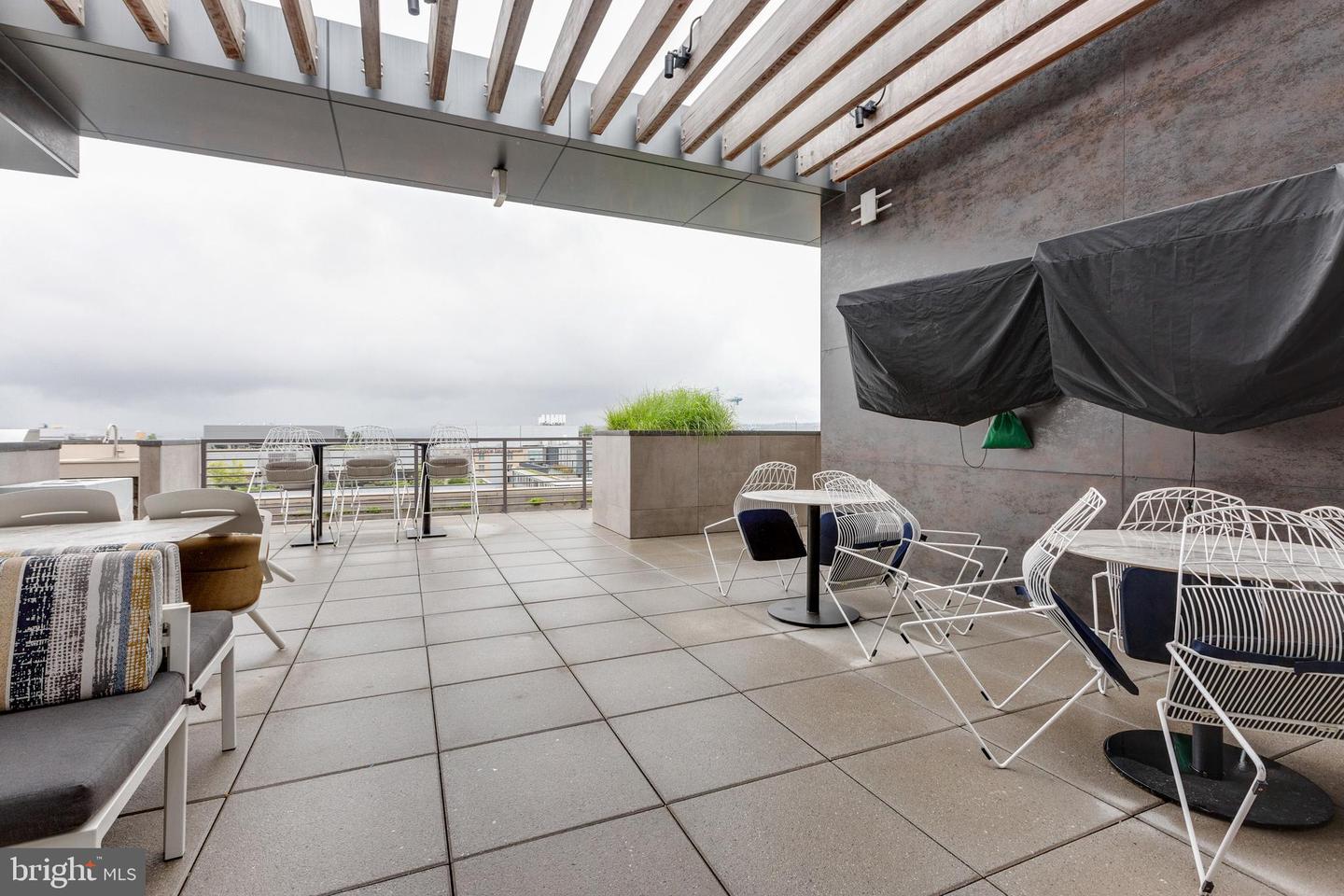 1211 VAN STREET SE Unit: 403