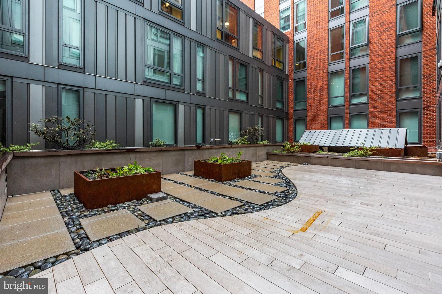 1211 VAN STREET SE Unit: 403