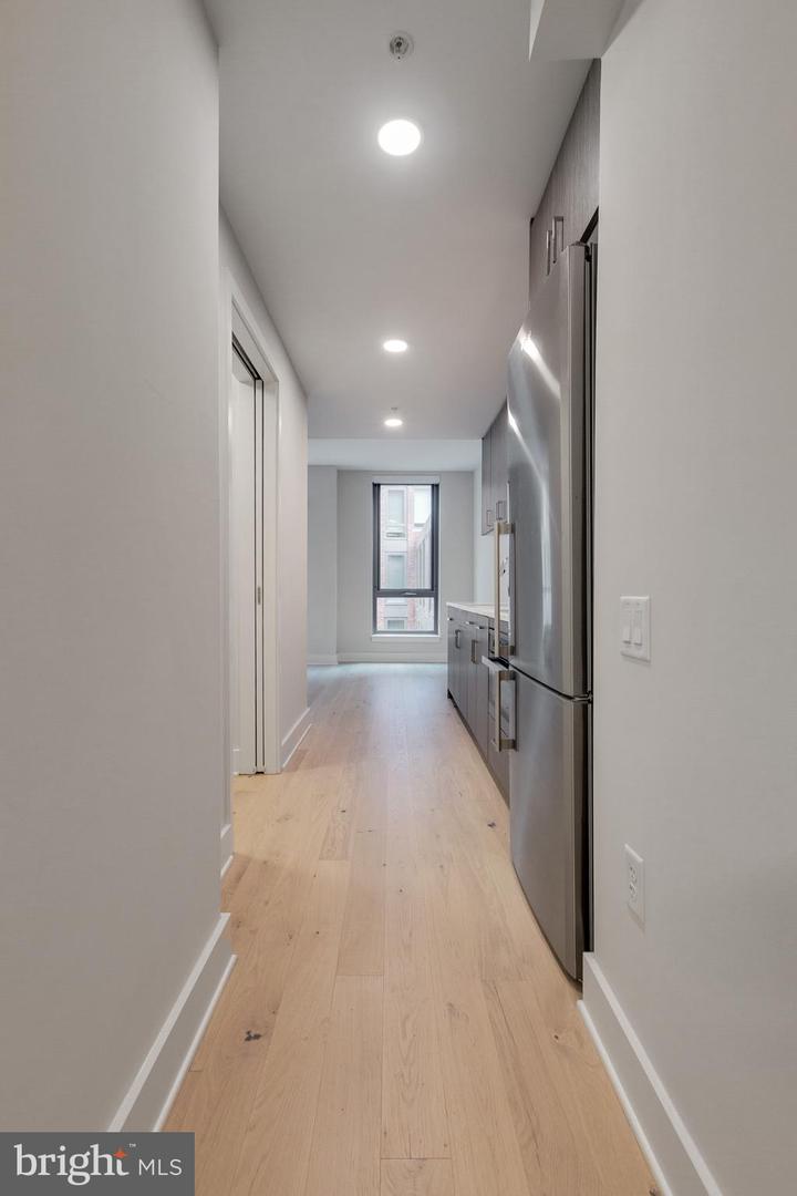 1211 VAN STREET SE Unit: 403