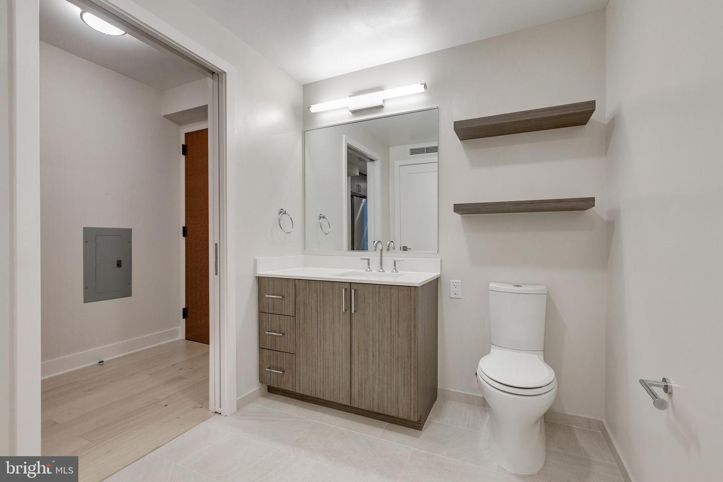 1211 VAN STREET SE Unit: 403