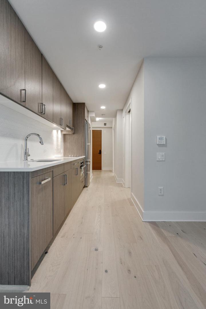 1211 VAN STREET SE Unit: 403