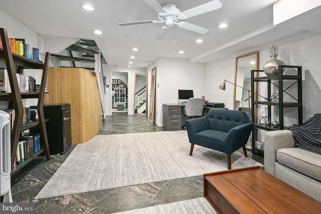361 N STREET SW Unit: 361