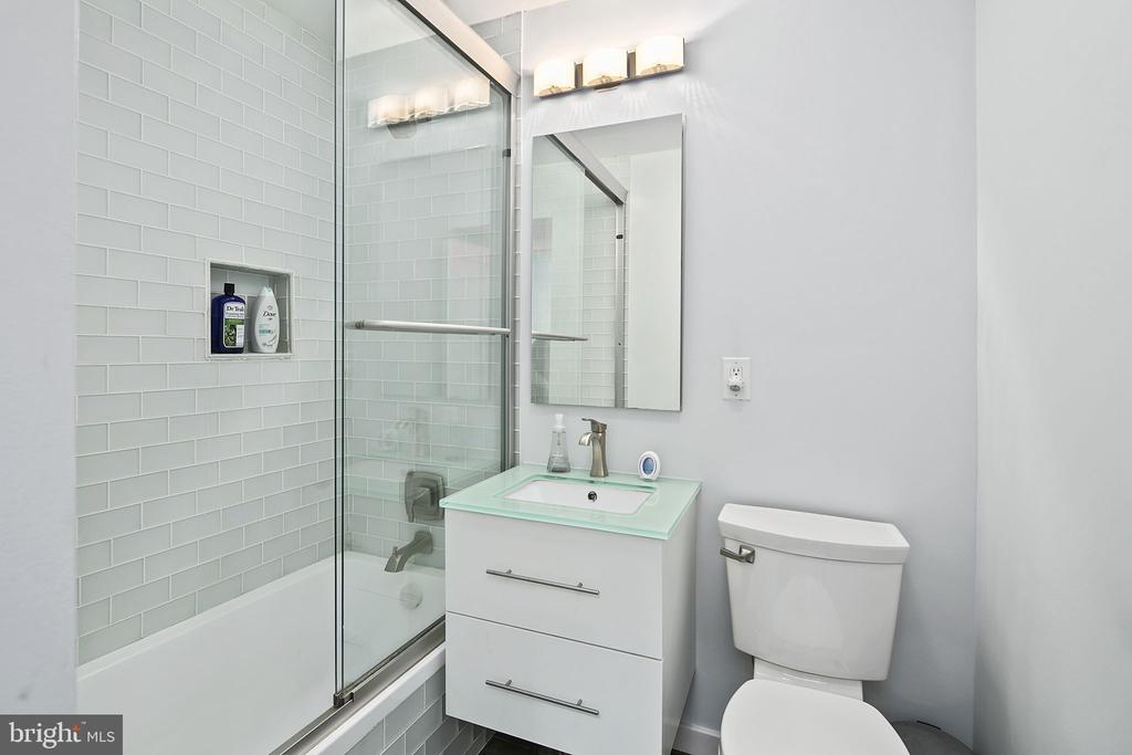 361 N STREET SW Unit: 361