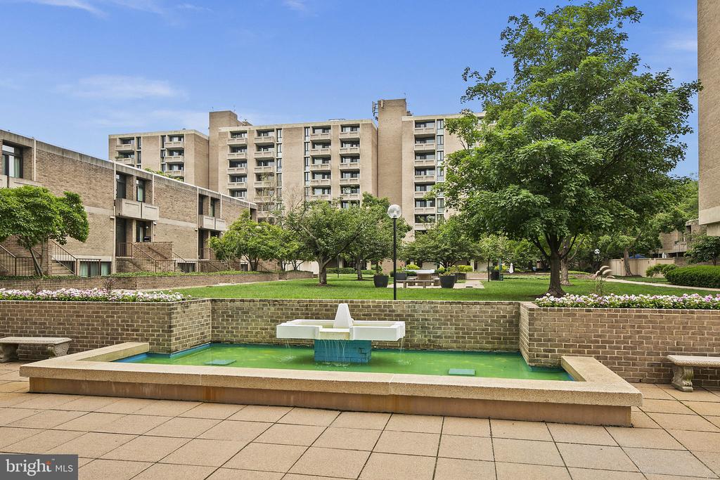 361 N STREET SW Unit: 361