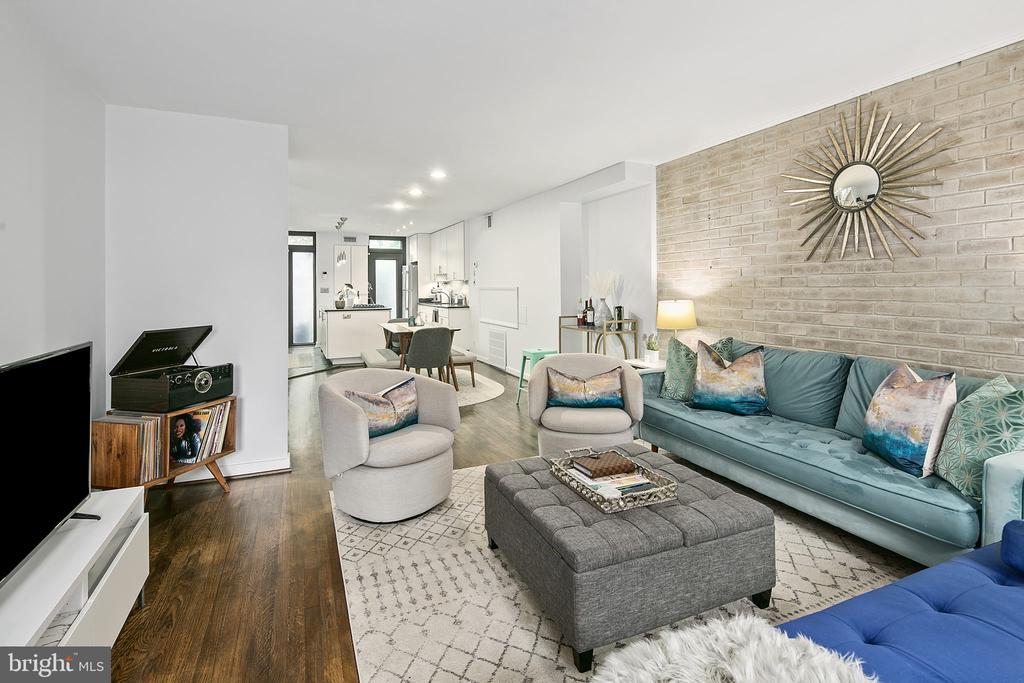 361 N STREET SW Unit: 361