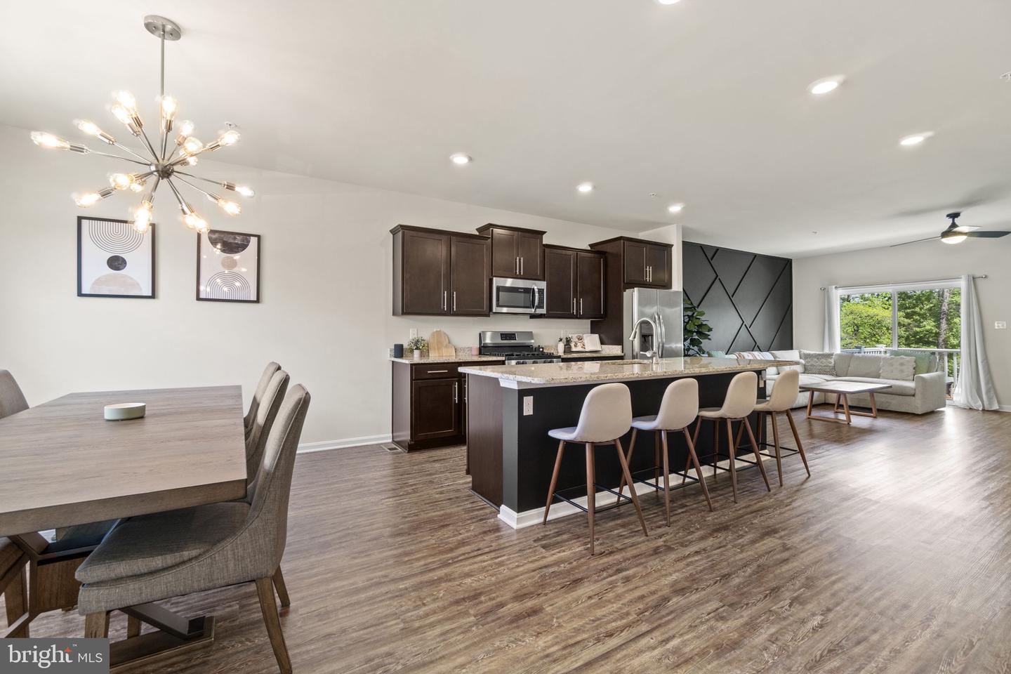 1727 RED FOX TRAIL