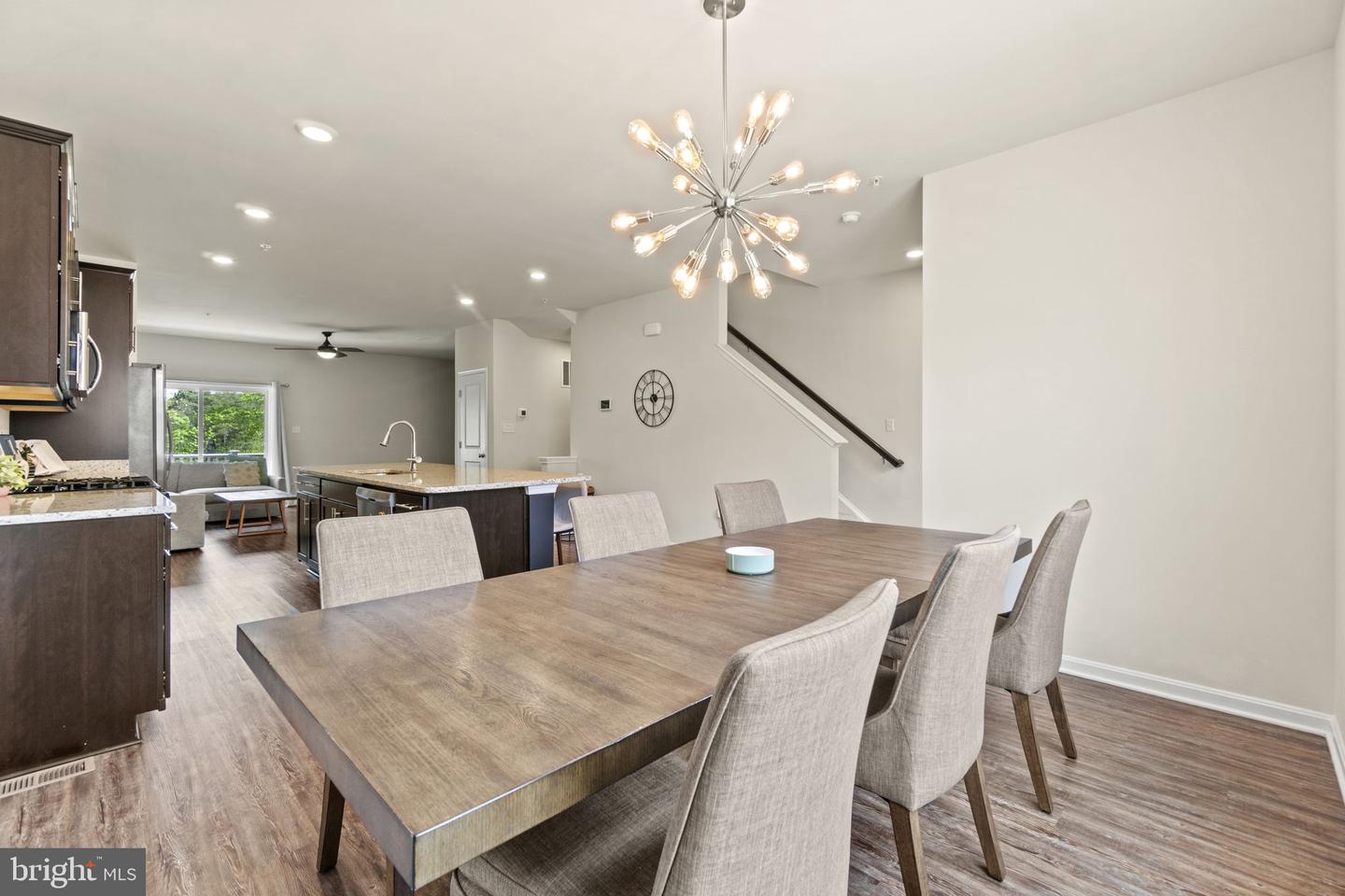 1727 RED FOX TRAIL
