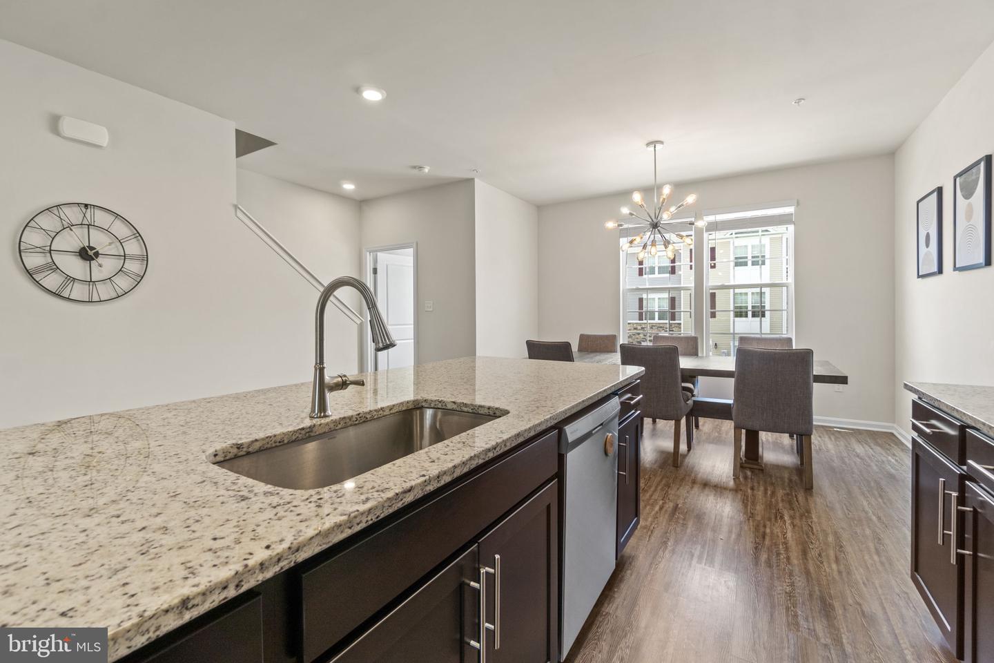 1727 RED FOX TRAIL