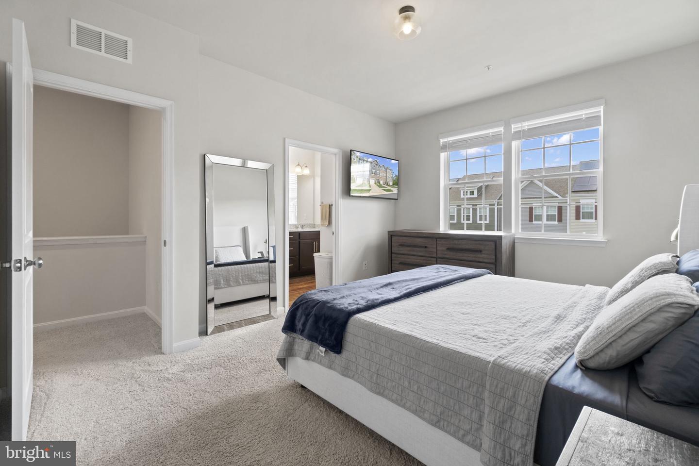 1727 RED FOX TRAIL