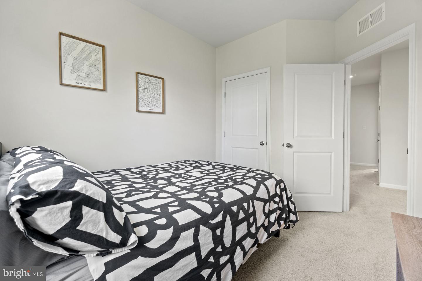 1727 RED FOX TRAIL