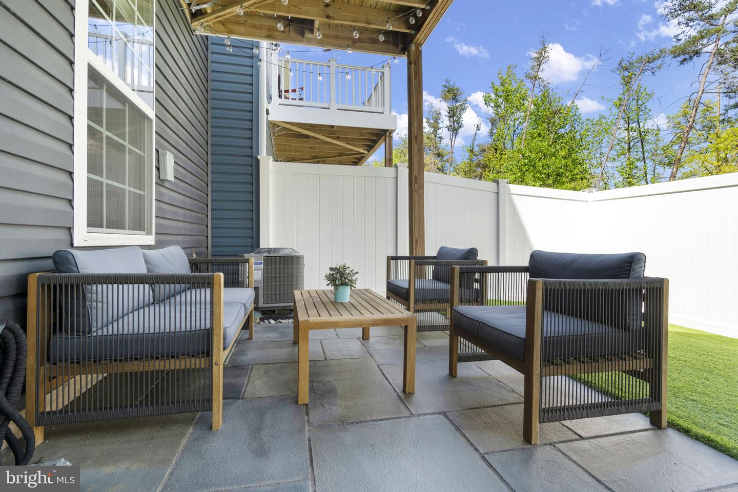 1727 RED FOX TRAIL