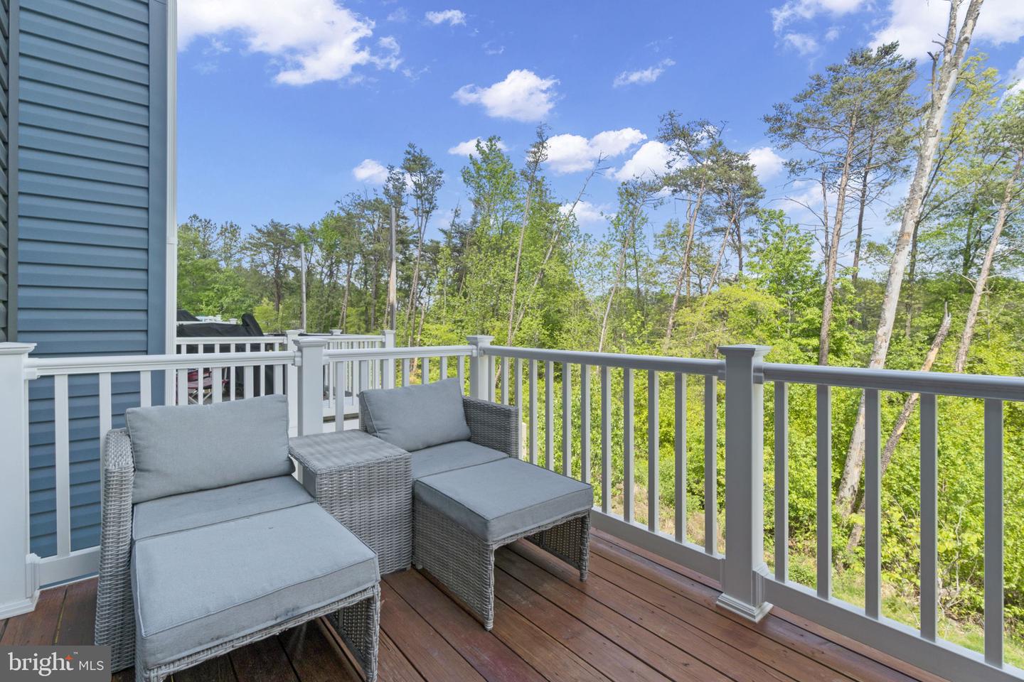1727 RED FOX TRAIL